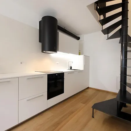 Palazzo Riccamboni Apartament *