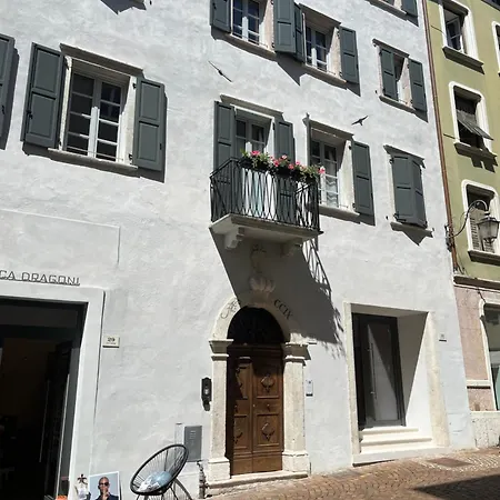 Palazzo Riccamboni *